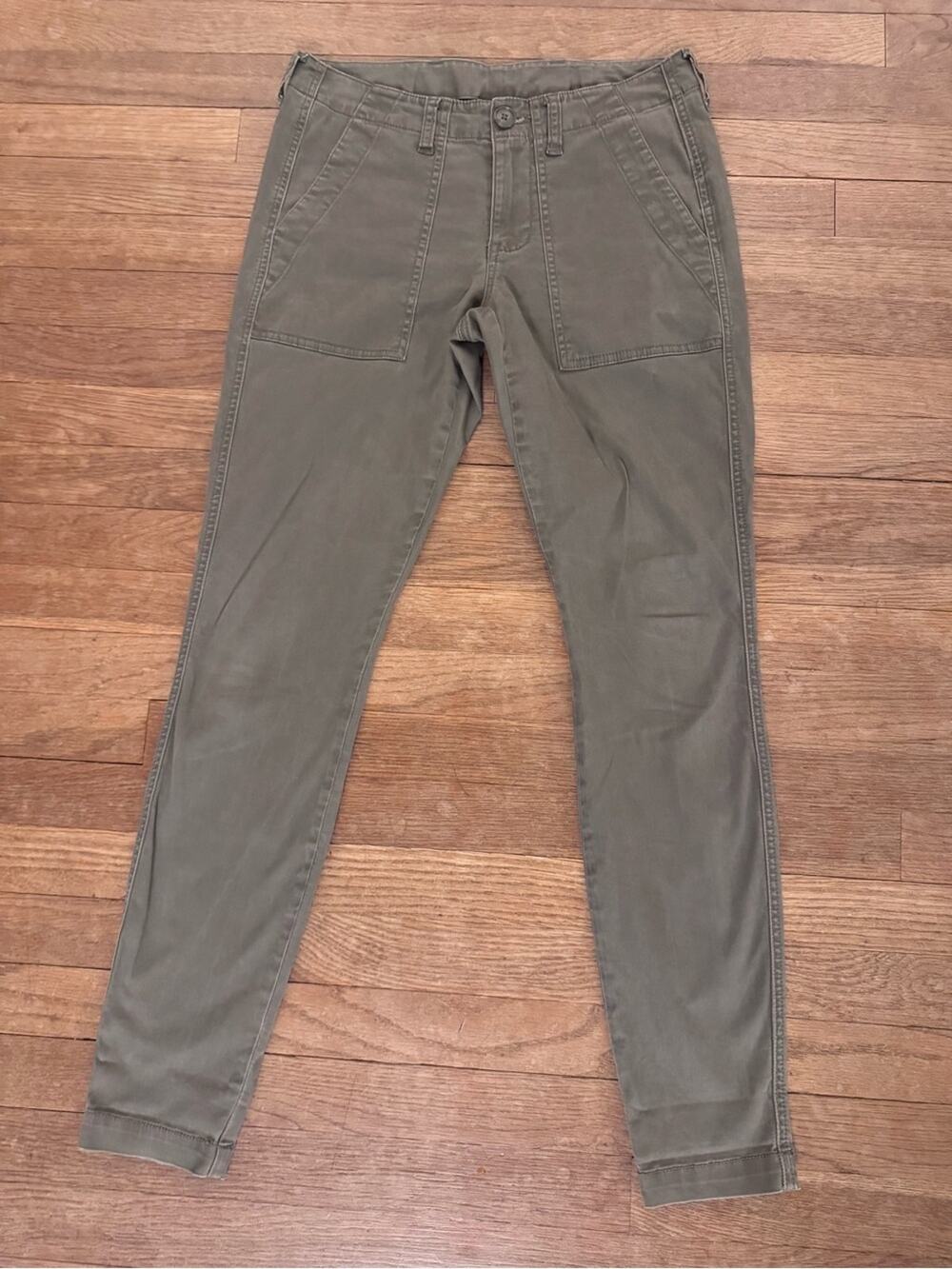 Cabi Women's Greige Skinny Pants - Size 2
 b48